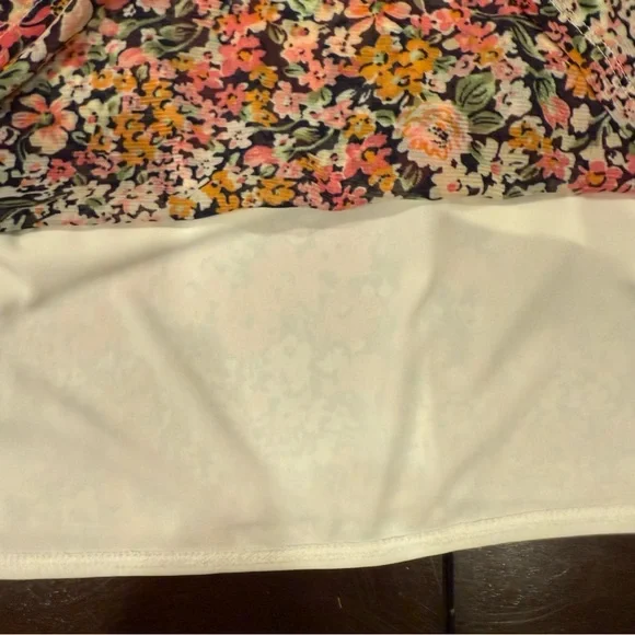 NWT Lane Bryant Pink and Orange Floral Blouse Cold Shoulder sz14/16 - Picture 5 of 7